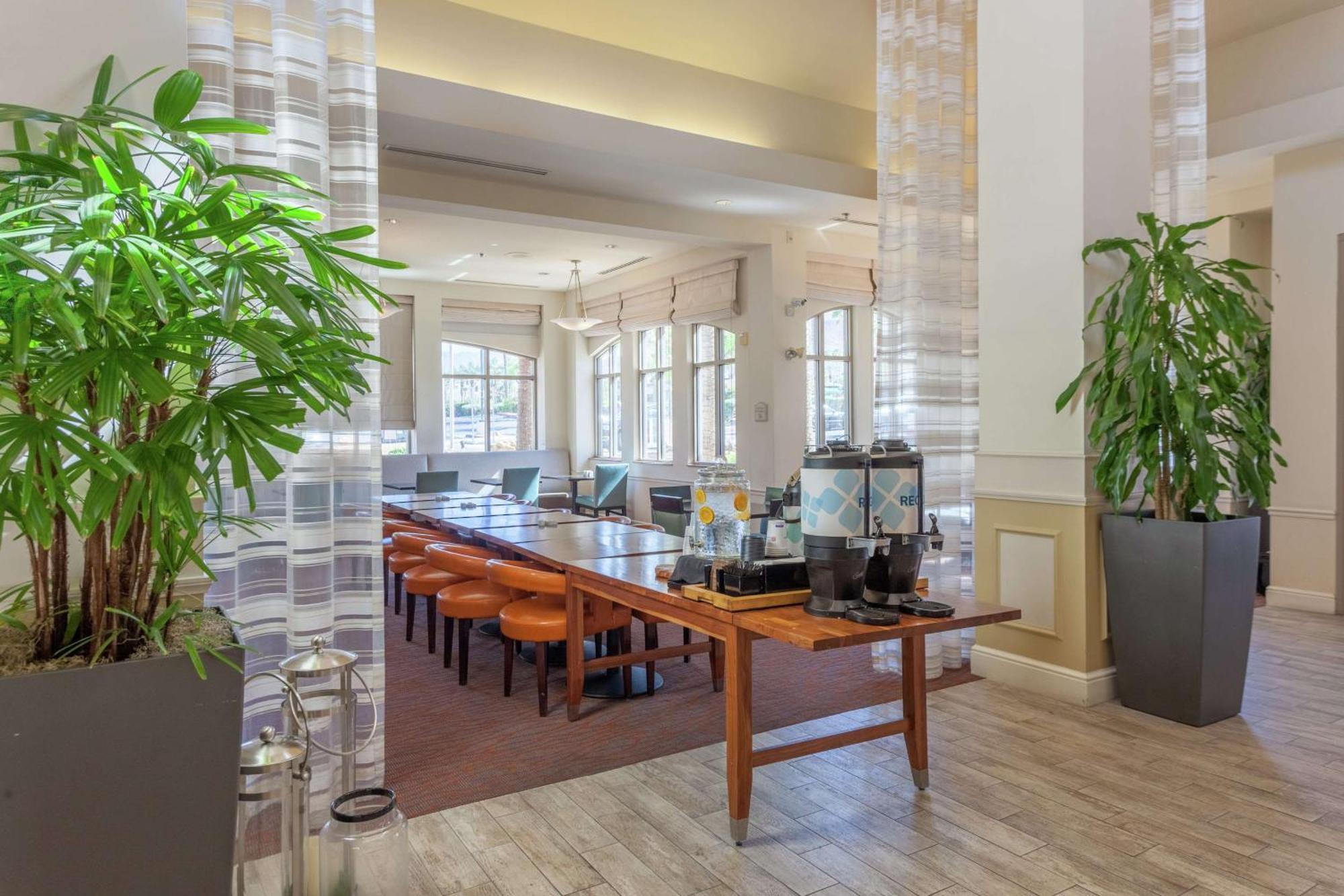 Hilton Garden Inn Palm Springs/Rancho Mirage Luaran gambar